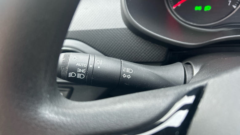 Dacia Sandero 1.0 TCe Essential 5dr Bi Fuel Hatchback